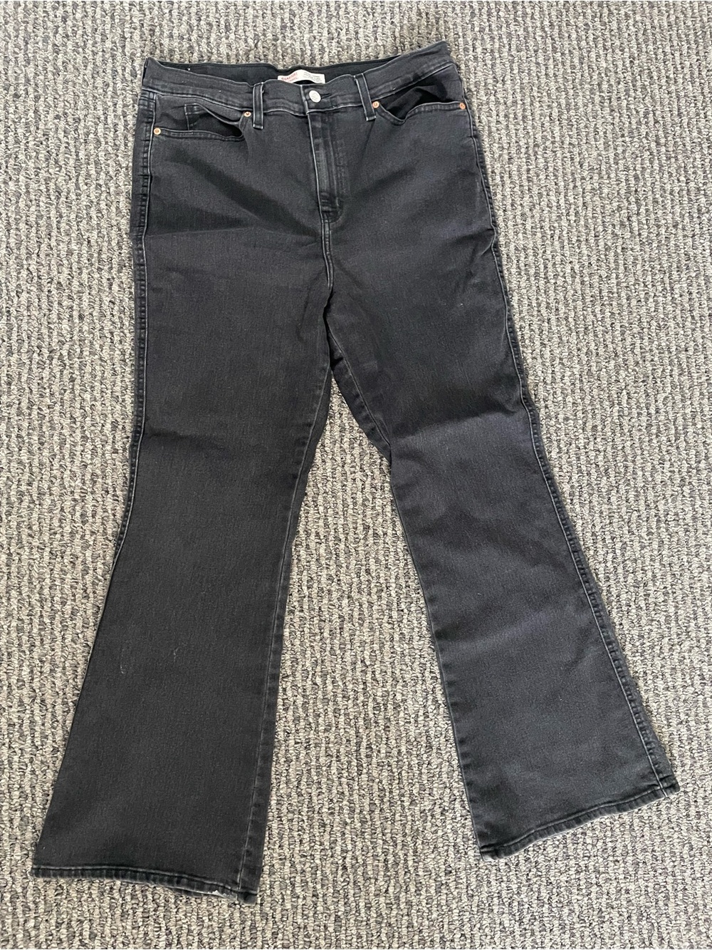 Women’s Signature Flare High Waist Levi’s W31 Size US8